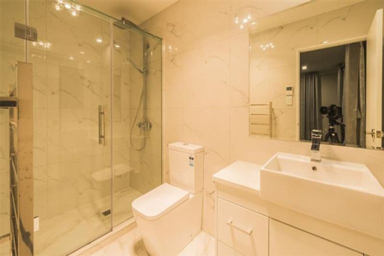 Photo of property in 69 Rosewell Crescent, Flat Bush, Auckland, 2019