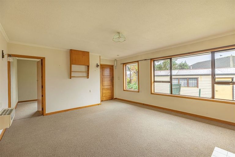 Photo of property in 10 Colman Avenue, Sockburn, Christchurch, 8042