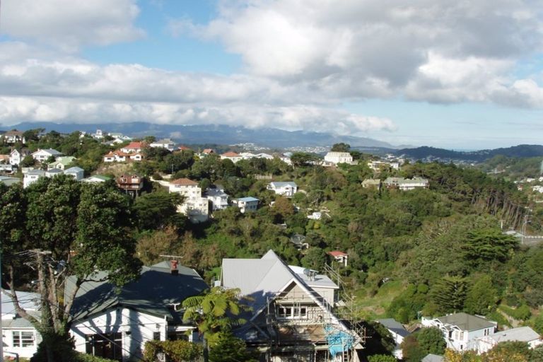 Photo of property in 26 Plunket Street, Kelburn, Wellington, 6012