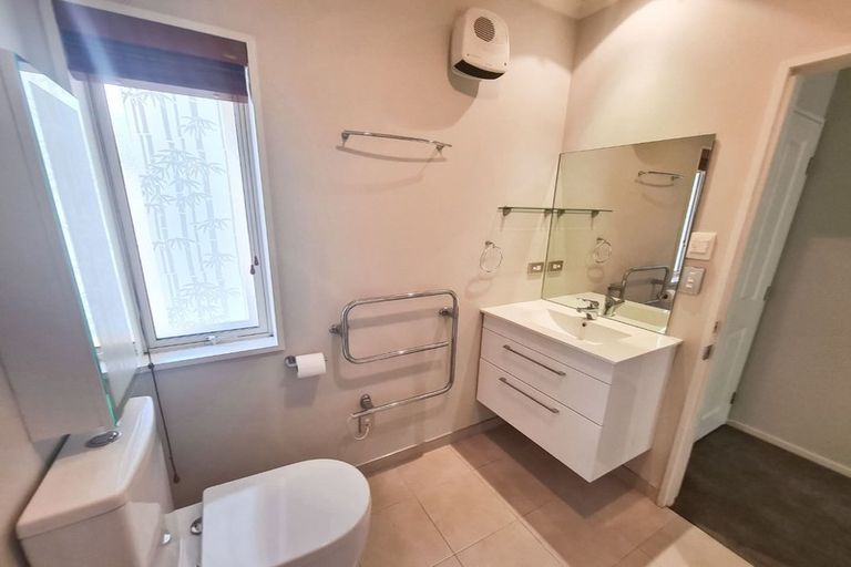 Photo of property in 465c Ilam Road, Bryndwr, Christchurch, 8052