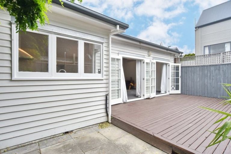 Photo of property in 29 Huxley Street, Sydenham, Christchurch, 8023