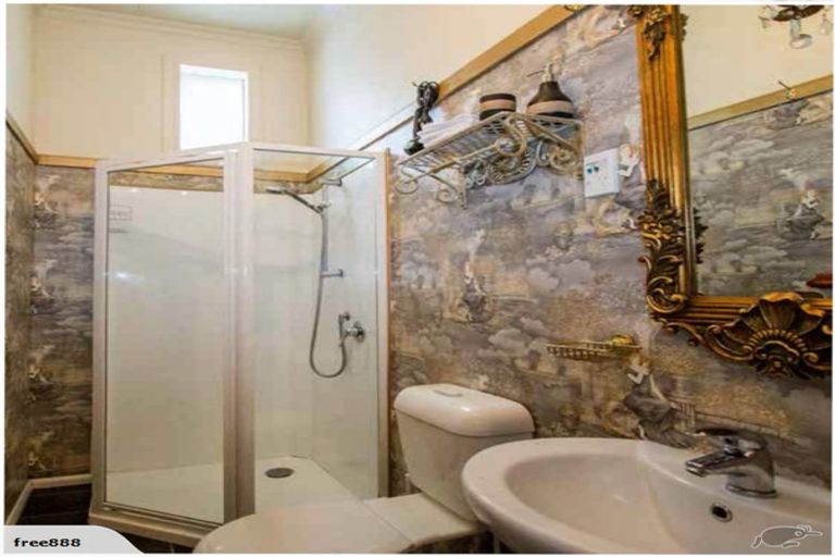 Photo of property in 6 Mcmaster Street, Greytown, 5712