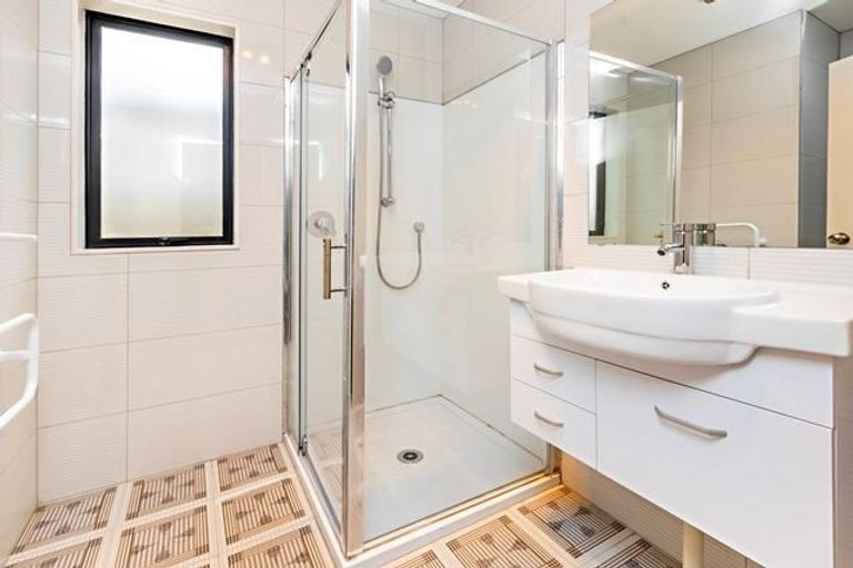 Photo of property in 10 Kotuku Crescent, Takanini, 2112