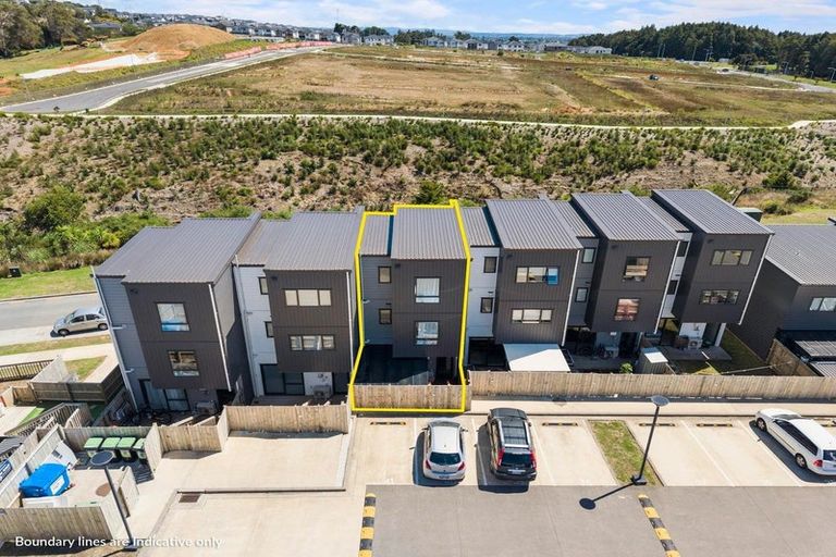 Photo of property in 44 Picturesque Drive, Flat Bush, Auckland, 2019