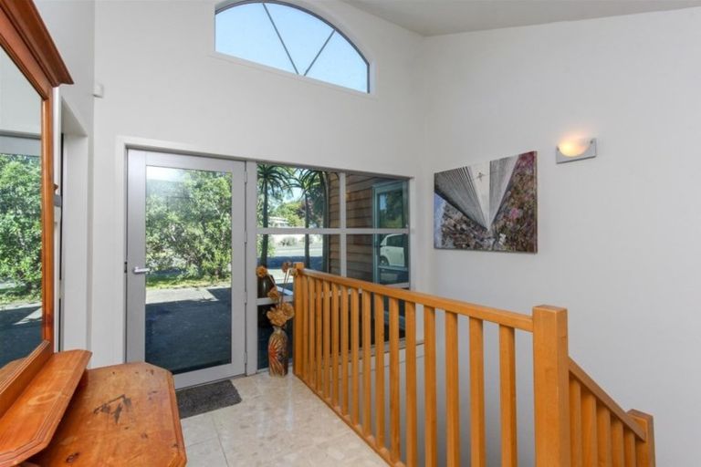 Photo of property in 15 Shortland Street, Lower Vogeltown, New Plymouth, 4310