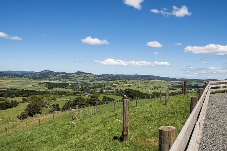 Photo of property in 137 Going Road, Ruatangata West, Kamo, 0185