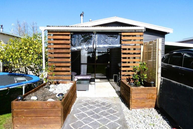 Photo of property in 24 Coates Street, Westport, 7825