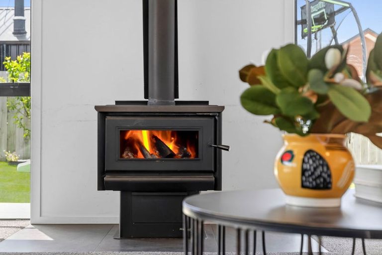 Photo of property in 9 Isthmus Place, Lake Hawea, Wanaka, 9382