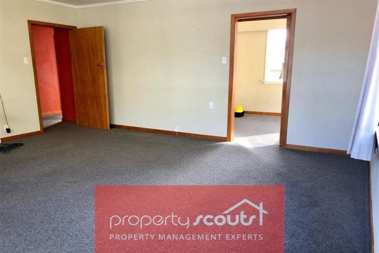 Photo of property in 115 Pendarves Street, New Plymouth, 4312