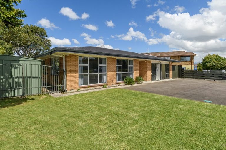 Photo of property in 199 Otumoetai Road, Brookfield, Tauranga, 3110