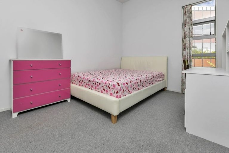 Photo of property in 22 Liverpool Street, Epsom, Auckland, 1023