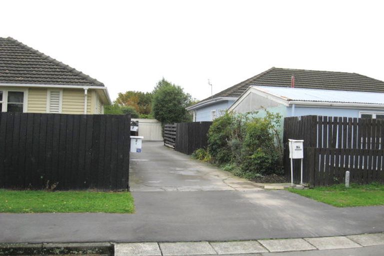 Photo of property in 1/7 Wilmot Street, Northcote, Christchurch, 8052