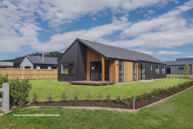 Photo of property in 48 Mount Creighton Crescent, Wanaka, 9305