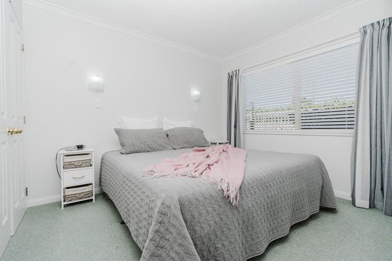 Photo of property in 6 Longford Court, Forest Lake, Hamilton, 3200