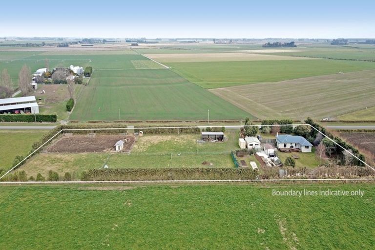 Photo of property in 75 Cowans Road, Leeston, 7683