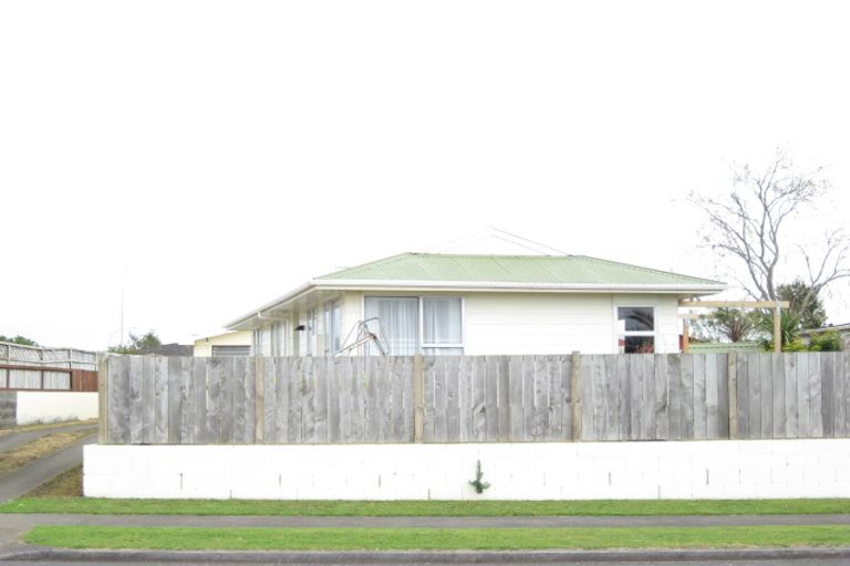 Photo of property in 19 Sunnyvale Street, Bell Block, New Plymouth, 4312