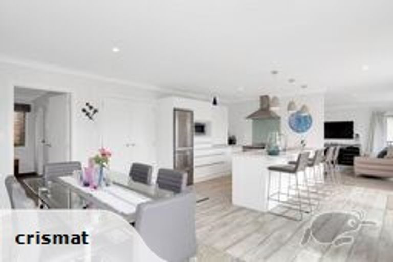 Photo of property in 14 Danny Place, Pyes Pa, Tauranga, 3112