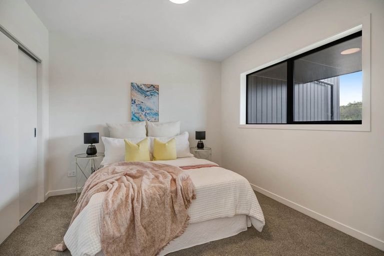 Photo of property in 4/3 Kawau Close, Orewa, 0931