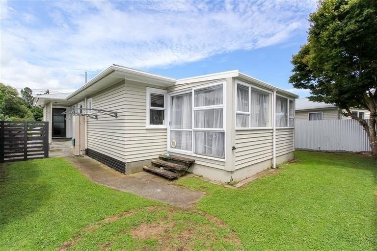 Photo of property in 30 Essex Street, Vogeltown, New Plymouth, 4310