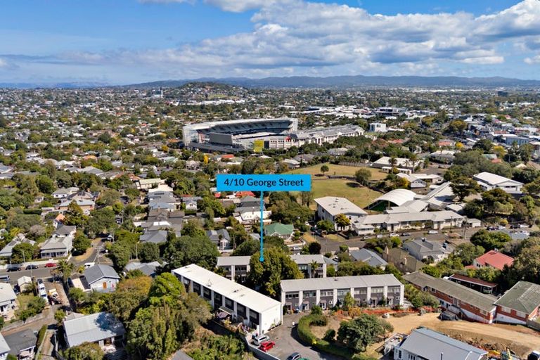 Photo of property in 4/10 George Street, Mount Eden, Auckland, 1024
