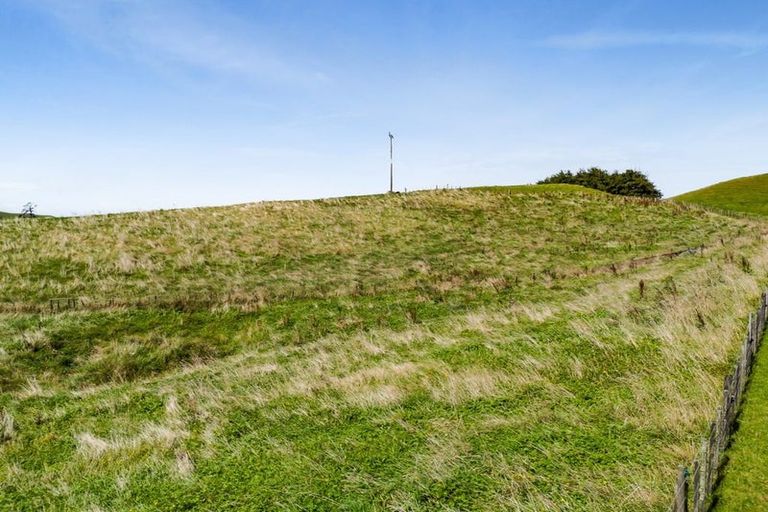 Photo of property in 49 Standish Road, Toko, Stratford, 4392