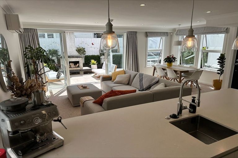 Photo of property in 69 Arcus Way, Hataitai, Wellington, 6021