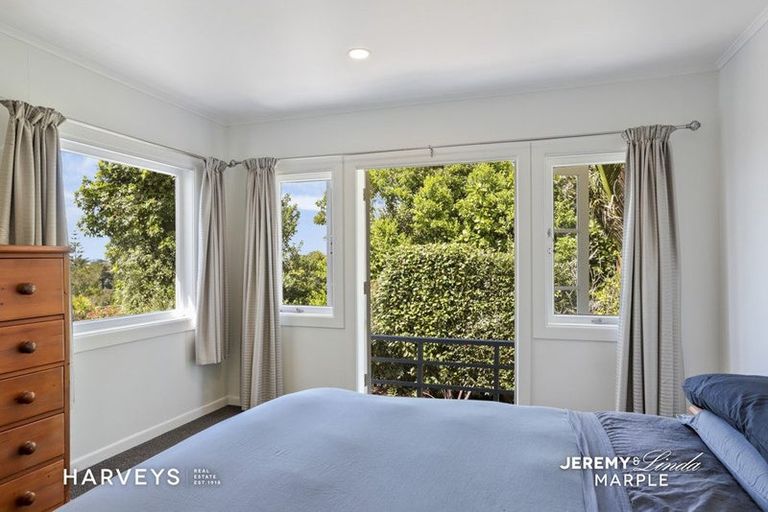 Photo of property in 61a West Lynn Road, Titirangi, Auckland, 0604