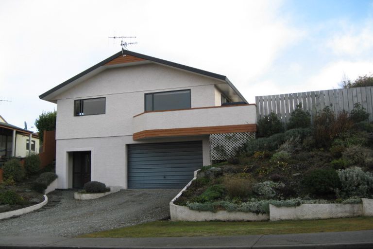 Photo of property in 12 Remarkables Crescent, Frankton, Queenstown, 9300