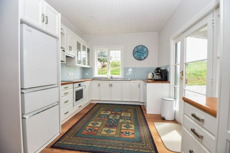 Photo of property in 180 Te Wharau Road, Admiral Hill, Masterton, 5883