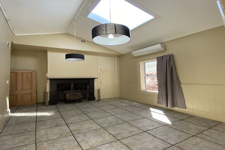 Photo of property in 11 Lawrence Street, Mornington, Dunedin, 9011