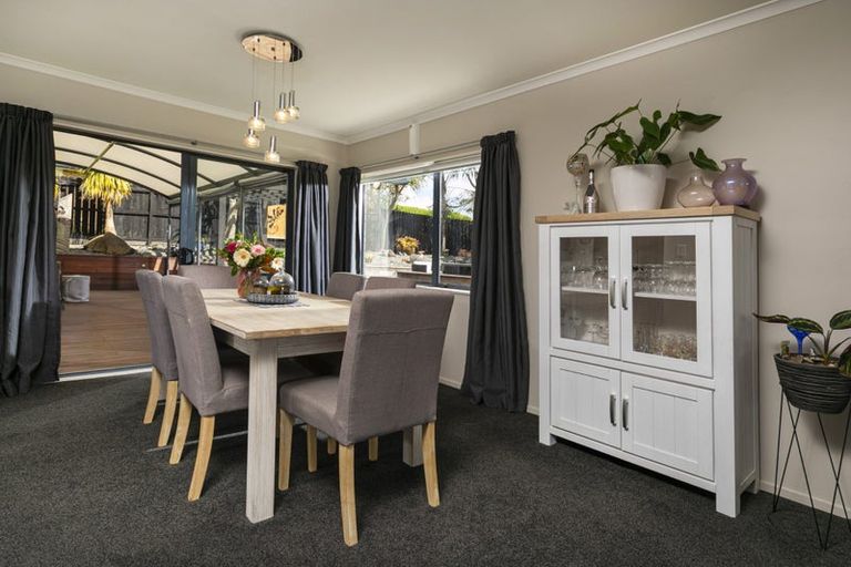 Photo of property in 51 Jadewynn Drive, Massey, Auckland, 0614