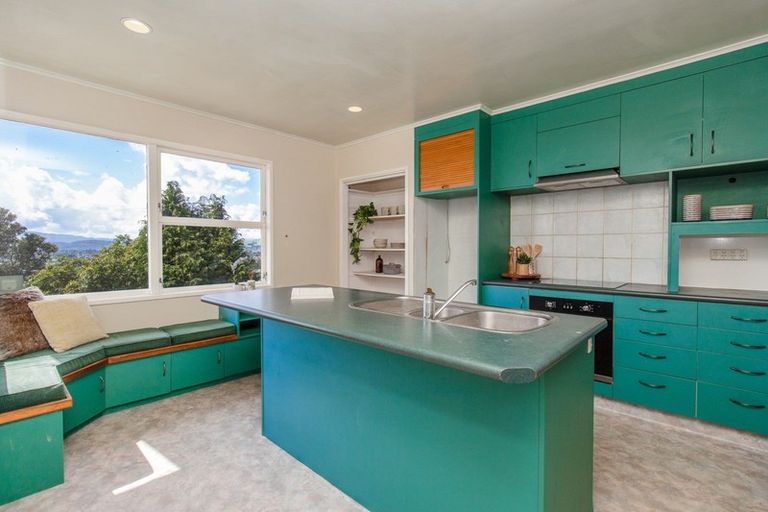 Photo of property in 30 Mountain Road, Western Heights, Rotorua, 3015