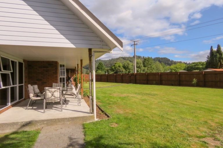 Photo of property in 141-143 Buller Road, Reefton, 7830