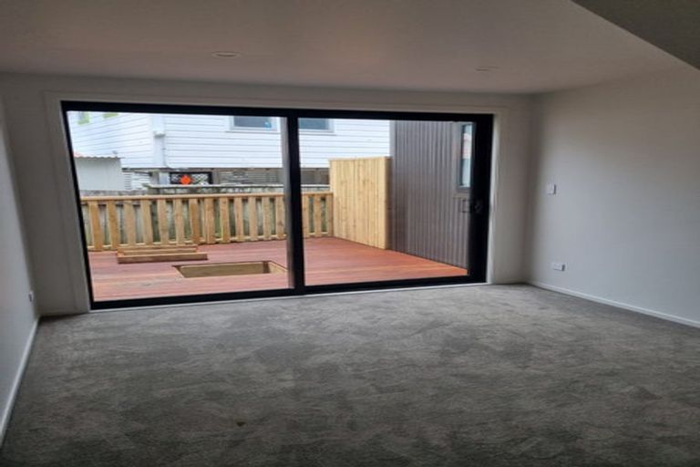 Photo of property in 1/82 Kilbirnie Crescent, Kilbirnie, Wellington, 6022