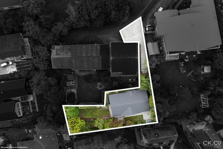 Photo of property in 32a Dowling Grove, Silverstream, Upper Hutt, 5019