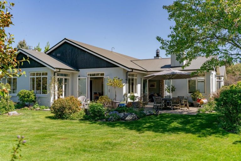 Photo of property in 162 Te Awa Road, Albert Town, Wanaka, 9382