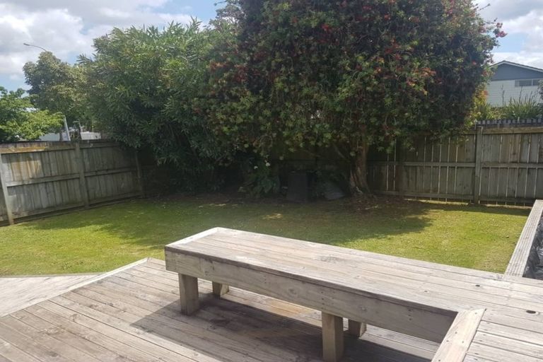 Photo of property in 1/360 Bucklands Beach Road, Bucklands Beach, Auckland, 2012
