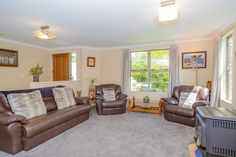 Photo of property in 11 Mcdonnell Road, Arrowtown, 9302