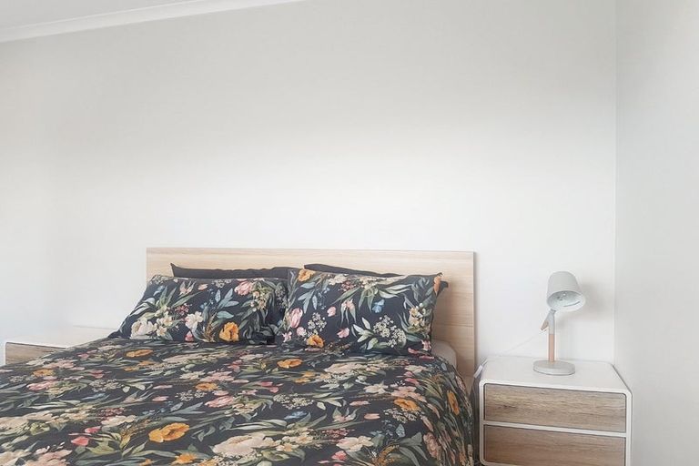 Photo of property in 10 Akeake Lane, Manurewa, Auckland, 2102