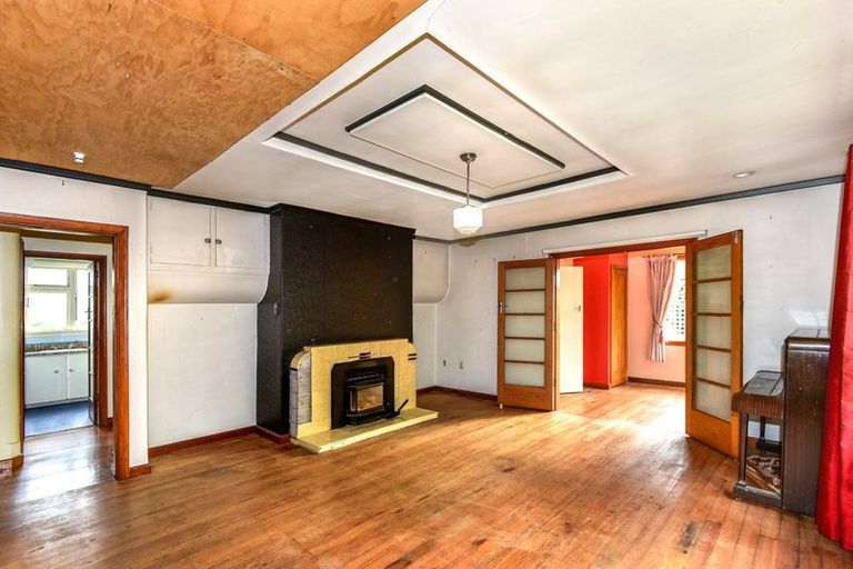 Photo of property in 9 Moyna Avenue, Dallington, Christchurch, 8061