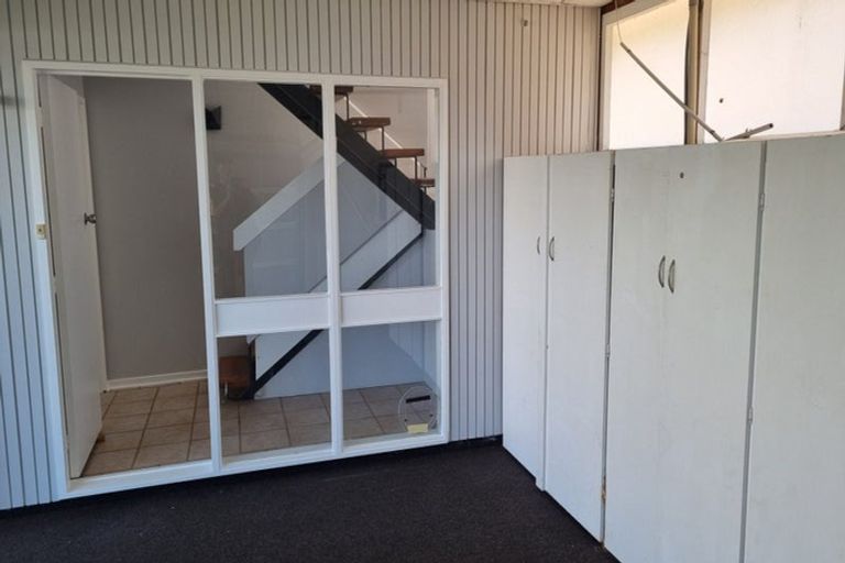 Photo of property in 1/5 Gull Lane, Mairangi Bay, Auckland, 0630