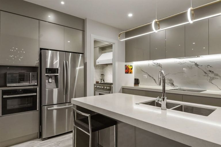 Photo of property in 26 Tawatawa Street, Long Bay, Auckland, 0630