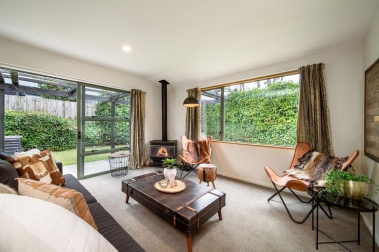 Photo of property in 49a Remarkables Crescent, Frankton, Queenstown, 9300