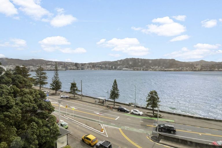 Photo of property in The Capital, 18/370 Oriental Parade, Oriental Bay, Wellington, 6011