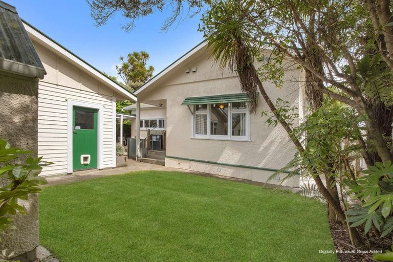 Photo of property in 4 Douglas Street, West End, Palmerston North, 4412