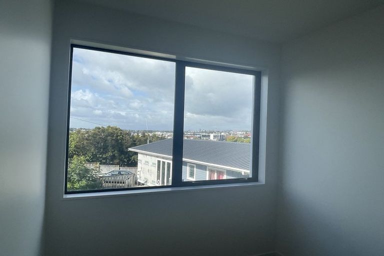 Photo of property in 100f Target Road, Wairau Valley, Auckland, 0629