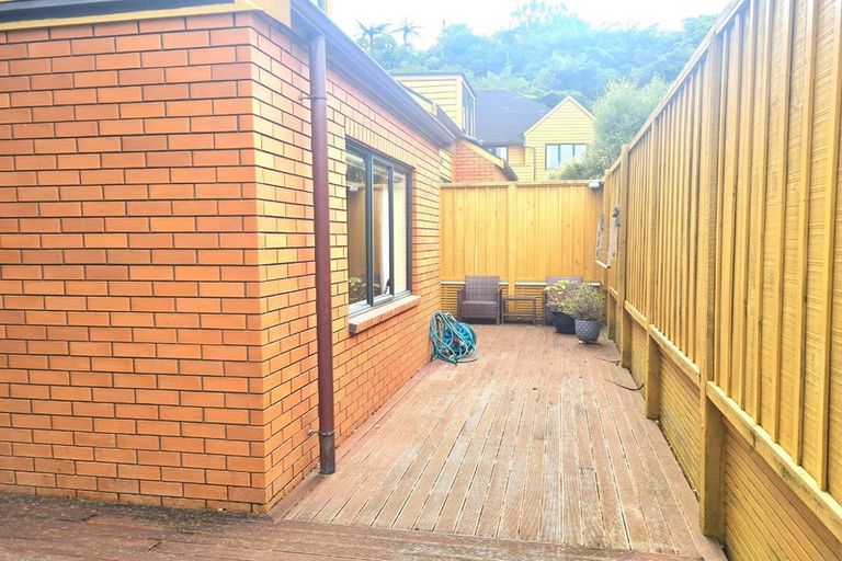 Photo of property in 61 Futuna Close, Karori, Wellington, 6012