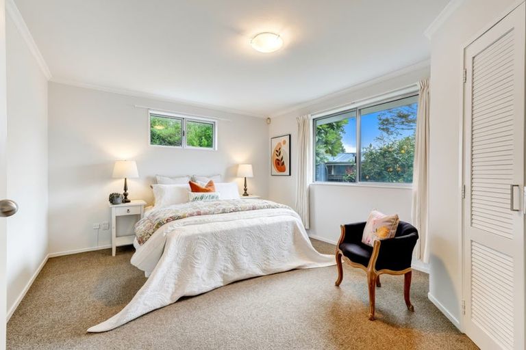 Photo of property in 24 Oakmont Place, Wattle Downs, Auckland, 2103