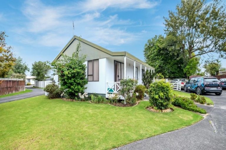 Photo of property in 3/9 Ireland Place, Ranui, Auckland, 0612