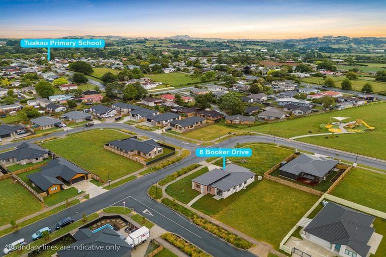Photo of property in 8 Booker Drive, Tuakau, 2121
